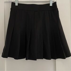 Pleated athletic skort